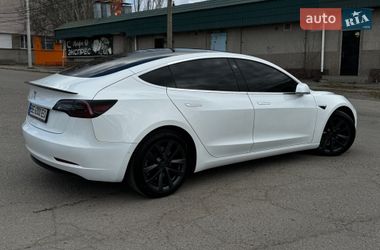 Седан Tesla Model 3 2019 в Николаеве