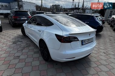 Седан Tesla Model 3 2019 в Николаеве