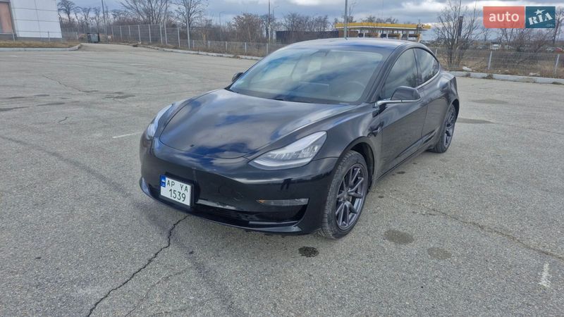 Седан Tesla Model 3 2019 в Запорожье