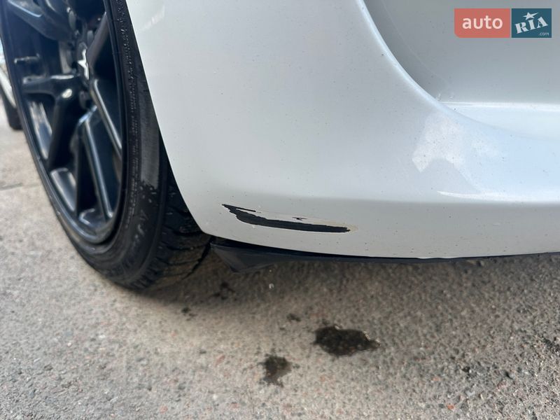 Седан Tesla Model 3 2018 в Ірпені