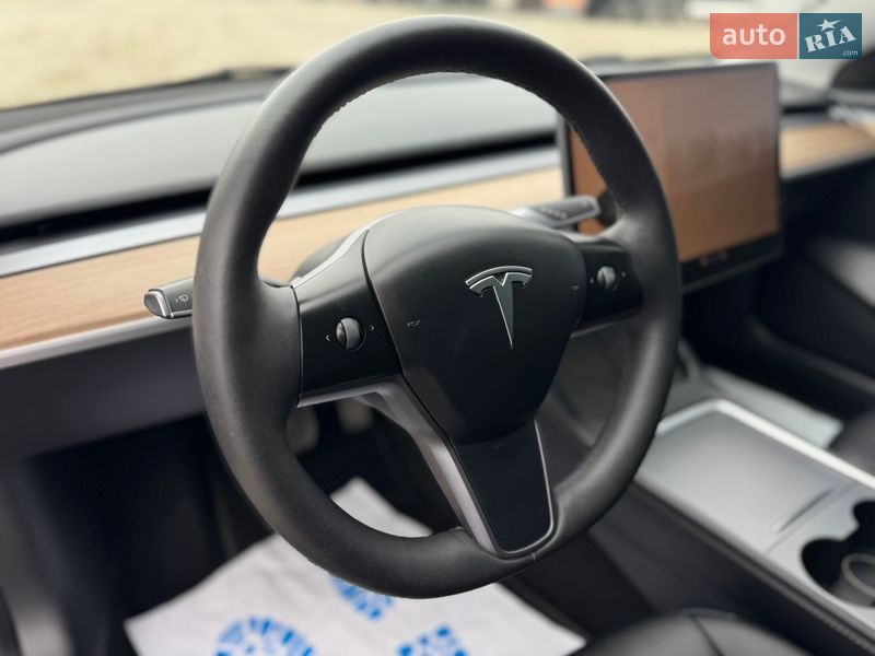 Седан Tesla Model 3 2023 в Умани фото 29 Седан Tesla Model 3 2023 в Умани