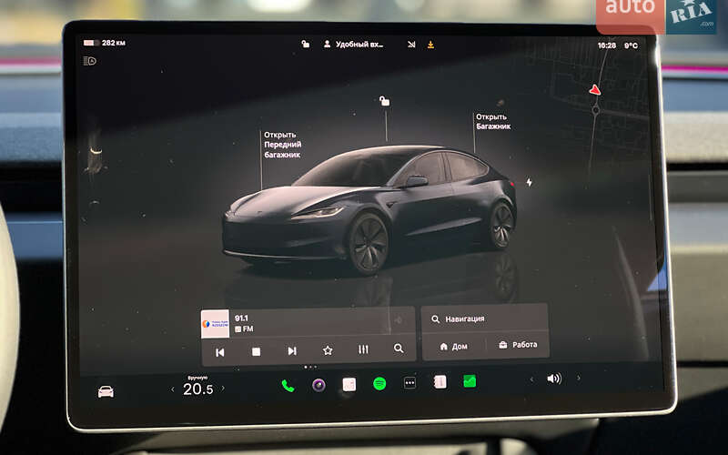 Седан Tesla Model 3 2024 в Львові