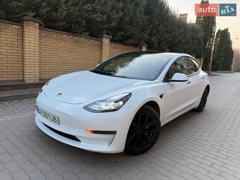 Седан Tesla Model 3 2023 в Хмельницком фото 2 Седан Tesla Model 3 2023 в Хмельницком