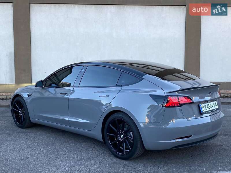 Седан Tesla Model 3 2019 в Киеве фото 4 Седан Tesla Model 3 2019 в Киеве