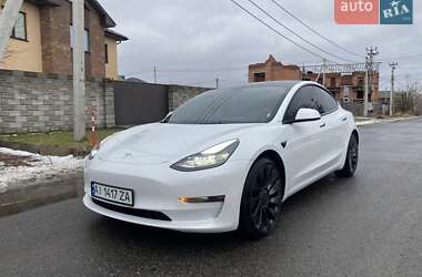 Седан Tesla Model 3 2022 в Киеве