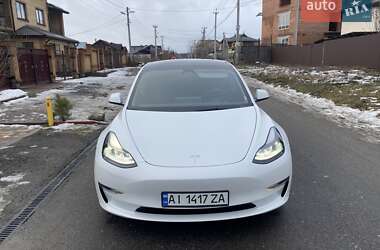 Седан Tesla Model 3 2022 в Киеве
