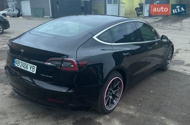 Седан Tesla Model 3 2019 в Виннице