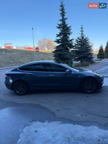 Седан Tesla Model 3 2019 в Киеве фото 7 Седан Tesla Model 3 2019 в Киеве