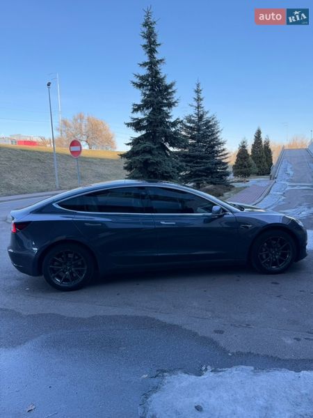 Седан Tesla Model 3 2019 в Киеве фото 11 Седан Tesla Model 3 2019 в Киеве