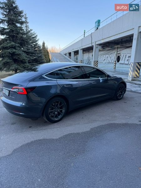 Седан Tesla Model 3 2019 в Киеве фото 17 Седан Tesla Model 3 2019 в Киеве