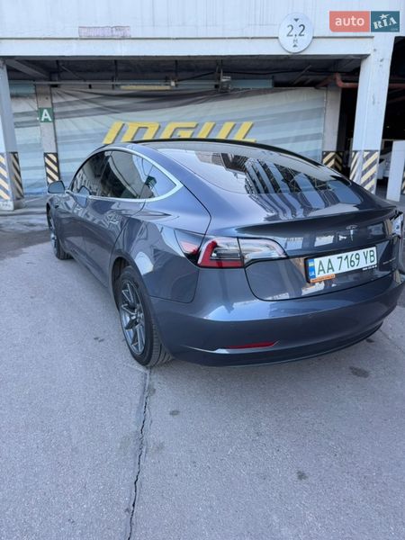 Седан Tesla Model 3 2019 в Киеве фото 31 Седан Tesla Model 3 2019 в Киеве