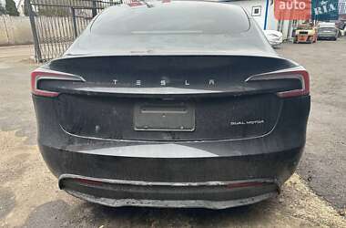 Седан Tesla Model 3 2025 в Києві