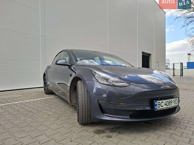 Седан Tesla Model 3 2021 в Львове фото 3 Седан Tesla Model 3 2021 в Львове