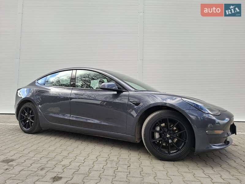 Седан Tesla Model 3 2021 в Львове фото 5 Седан Tesla Model 3 2021 в Львове