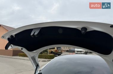 Седан Tesla Model 3 2025 в Дніпрі