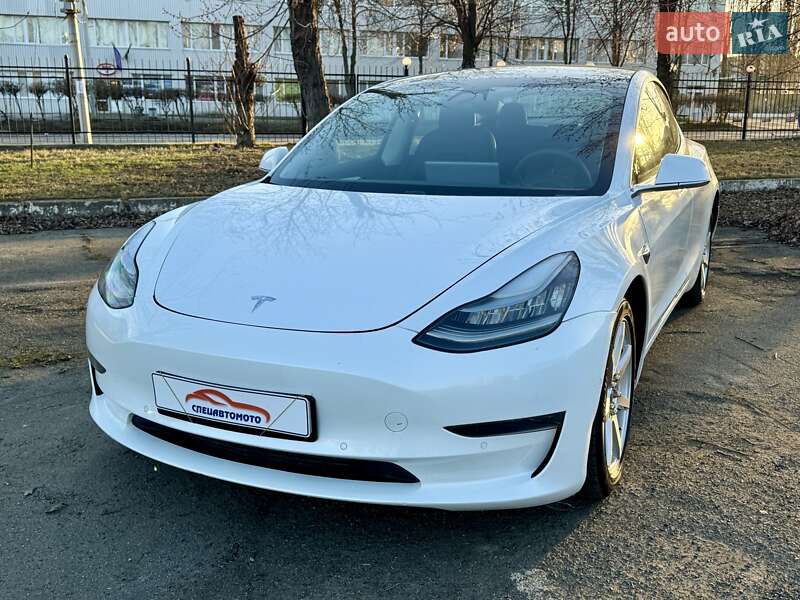 Седан Tesla Model 3 2019 в Києві фото 6 Седан Tesla Model 3 2019 в Києві