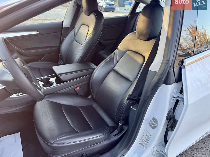 Седан Tesla Model 3 2019 в Києві фото 17 Седан Tesla Model 3 2019 в Києві