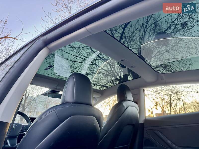 Седан Tesla Model 3 2019 в Києві фото 24 Седан Tesla Model 3 2019 в Києві