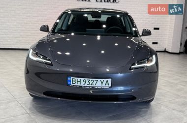 Седан Tesla Model 3 2025 в Одессе