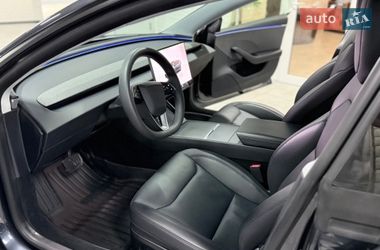 Седан Tesla Model 3 2025 в Одессе
