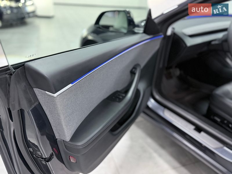 Седан Tesla Model 3 2025 в Одессе