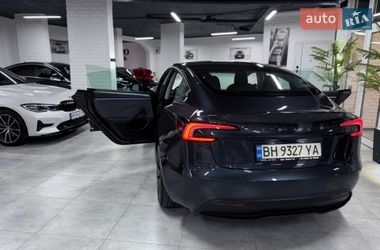 Седан Tesla Model 3 2025 в Одессе