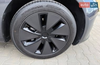 Седан Tesla Model 3 2025 в Одессе