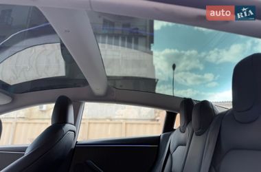 Седан Tesla Model 3 2025 в Одессе