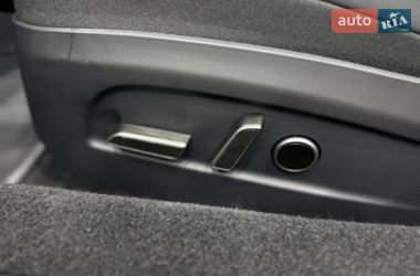 Седан Tesla Model 3 2025 в Одессе