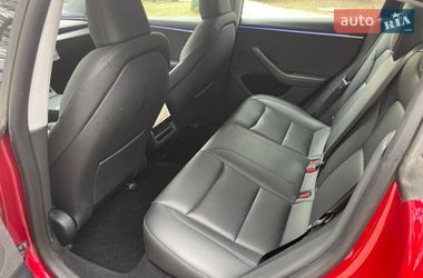Седан Tesla Model 3 2024 в Новояворовске