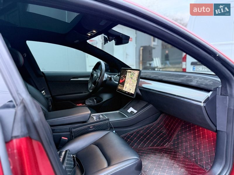 Седан Tesla Model 3 2022 в Львове