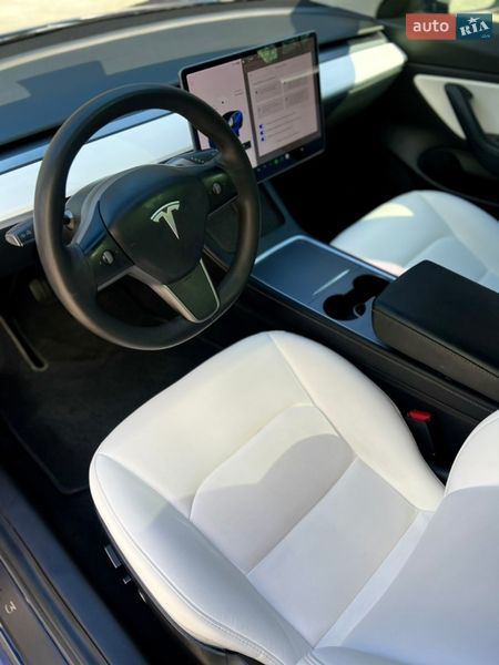 Седан Tesla Model 3 2021 в Львове фото 14 Седан Tesla Model 3 2021 в Львове