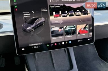 Седан Tesla Model 3 2022 в Броварах