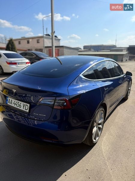 Седан Tesla Model 3 2018 в Киеве фото 14 Седан Tesla Model 3 2018 в Киеве