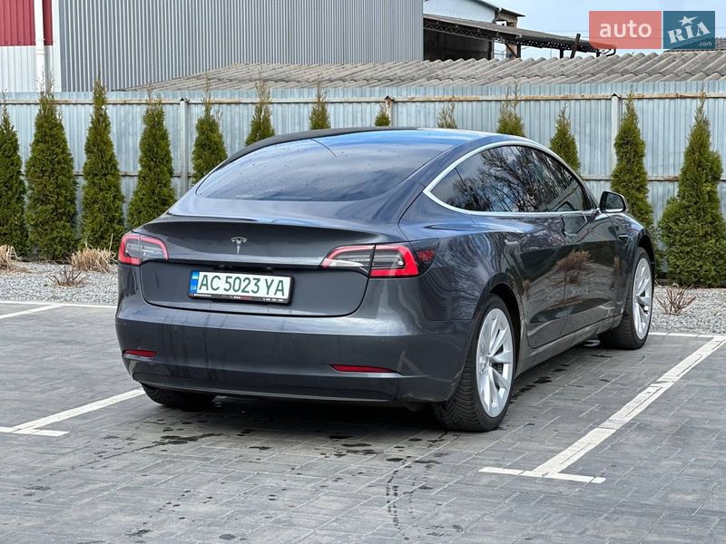 Седан Tesla Model 3 2019 в Луцке фото 4 Седан Tesla Model 3 2019 в Луцке