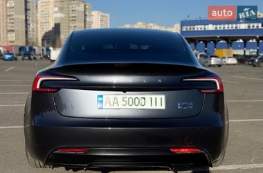 Седан Tesla Model 3 2024 в Киеве