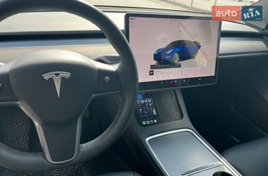 Седан Tesla Model 3 2023 в Тернополе