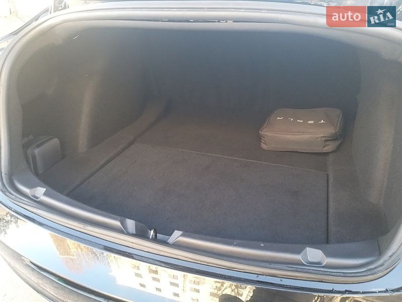 Седан Tesla Model 3 2019 в Києві фото 10 Седан Tesla Model 3 2019 в Києві