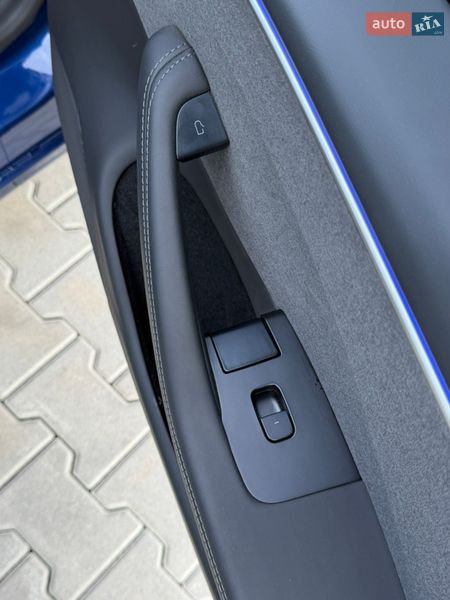 Седан Tesla Model 3 2025 в Хусте