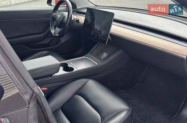 Седан Tesla Model 3 2019 в Львові