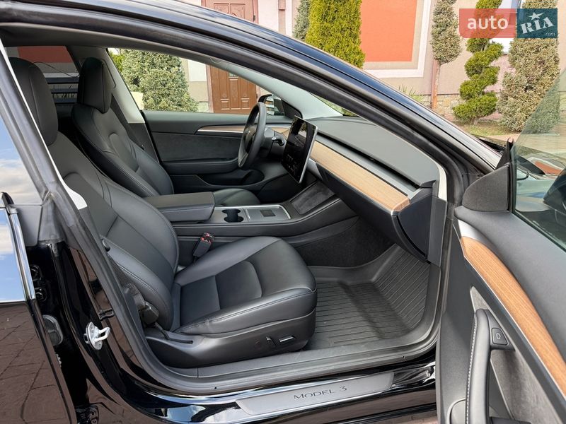 Седан Tesla Model 3 2023 в Стрые фото 32 Седан Tesla Model 3 2023 в Стрые