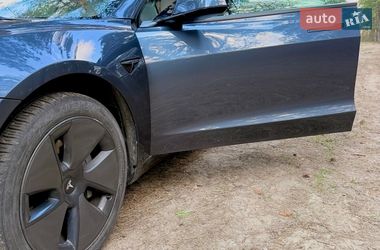 Седан Tesla Model 3 2022 в Львове