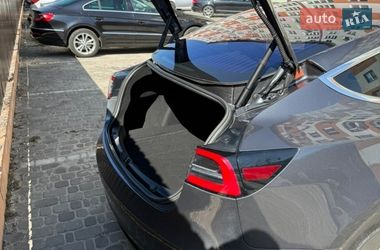 Седан Tesla Model 3 2018 в Обухове