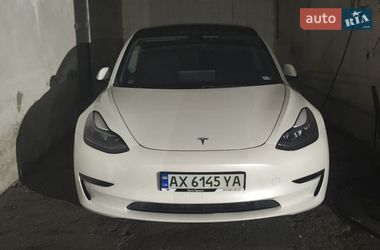 Седан Tesla Model 3 2021 в Нових Санжарах