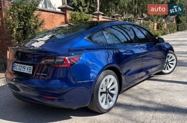 Седан Tesla Model 3 2022 в Львове