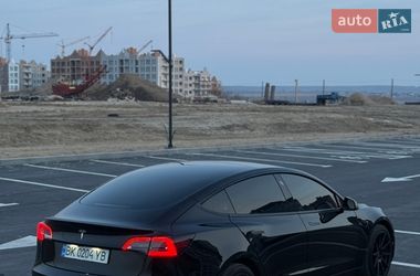 Седан Tesla Model 3 2022 в Рівному фото 6 Седан Tesla Model 3 2022 в Рівному