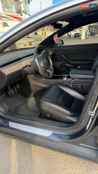 Седан Tesla Model 3 2019 в Дніпрі фото 13 Седан Tesla Model 3 2019 в Дніпрі