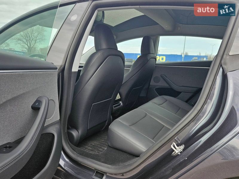 Седан Tesla Model 3 2025 в Днепре фото 32 Седан Tesla Model 3 2025 в Днепре