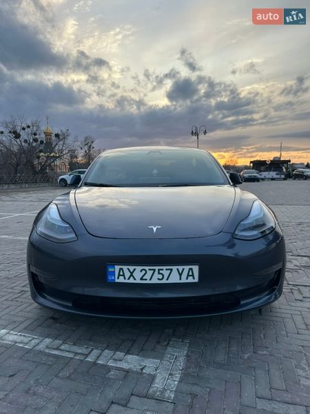Седан Tesla Model 3 2022 в Харькове