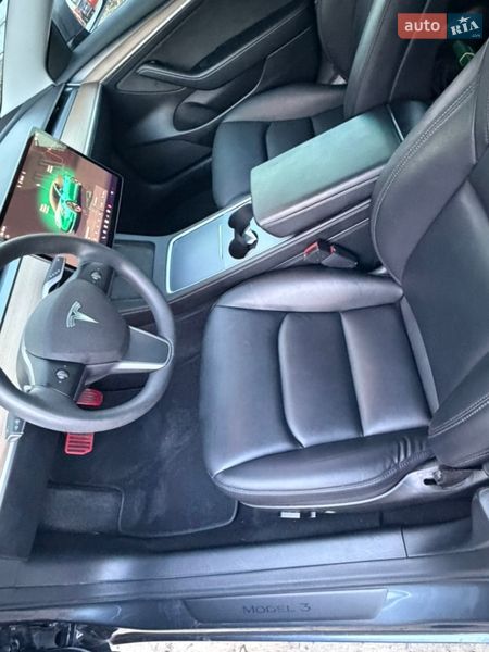 Седан Tesla Model 3 2023 в Яворові